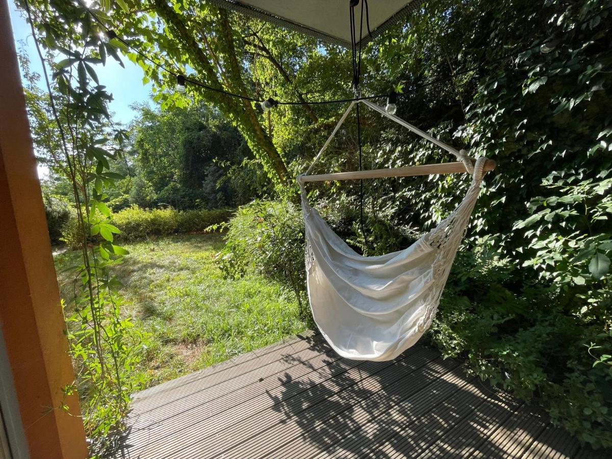 70M2 Romantic Living In The Old Town With Garden Bratislava Exterior photo